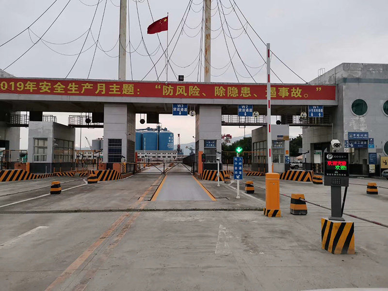 惠州港外贸闸口车牌识别管控系统
